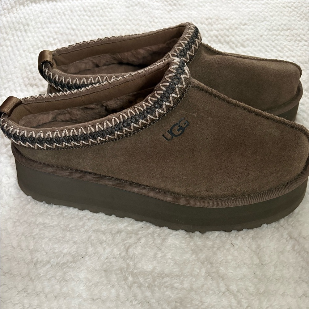 UGG Tan Suede Slip-On Shoes brand new with tag